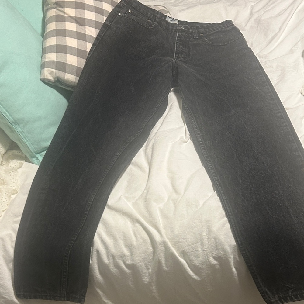 Classic Black Relaxed Fit Jeans for Men